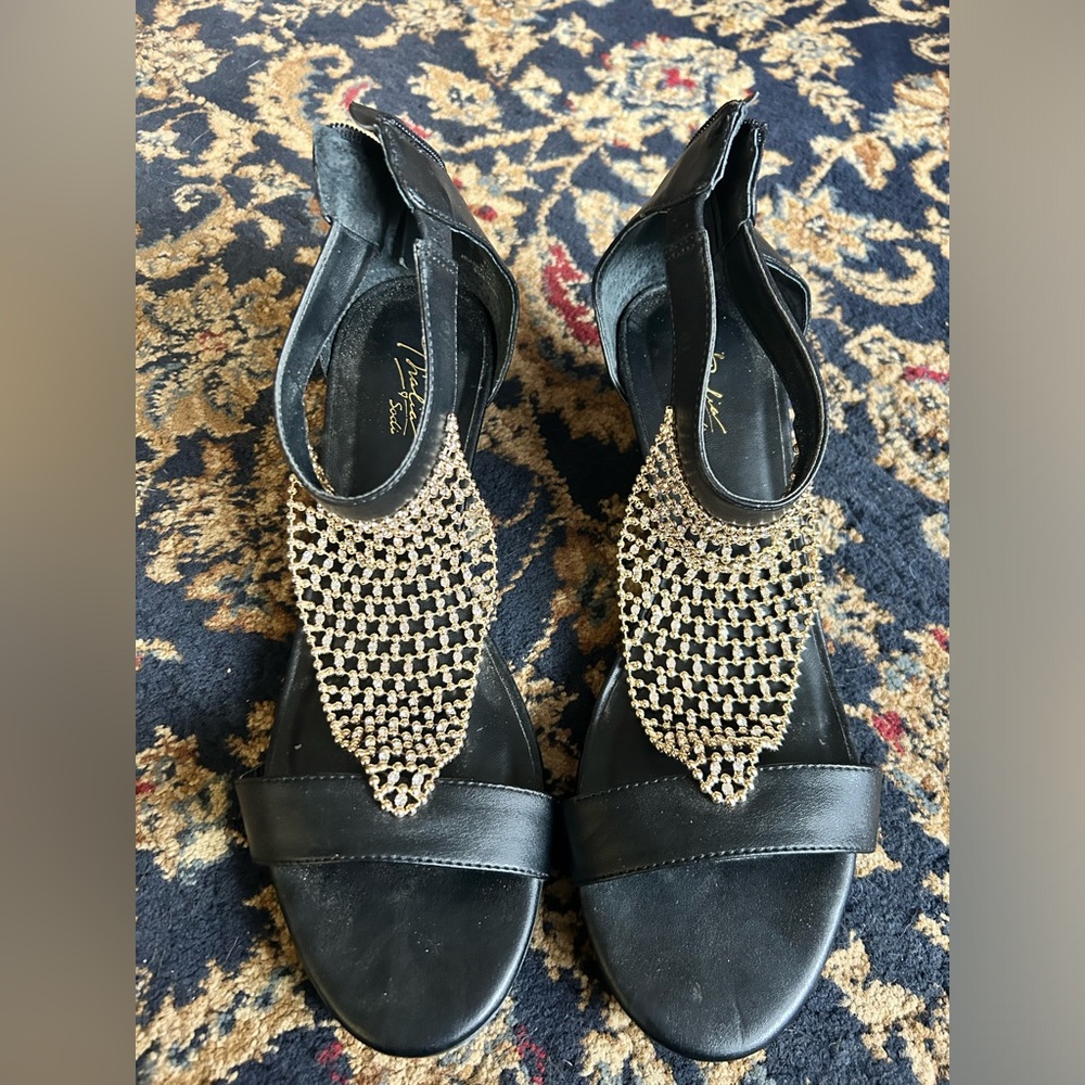 Thalia Sodi black and gold rhinestone sandals gently used